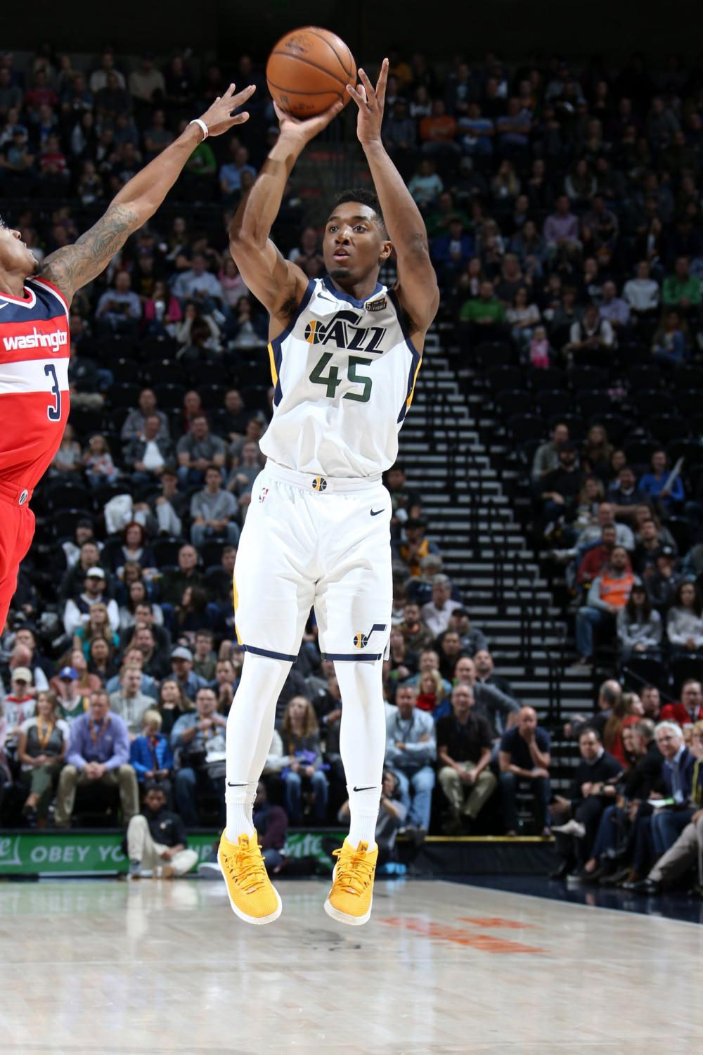 约纳丹通过 约纳丹通过